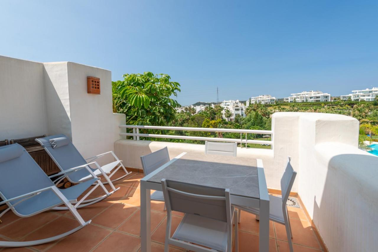 Alcazaba Lagoon 2425 Luxury Private Beach Estepona Exterior foto