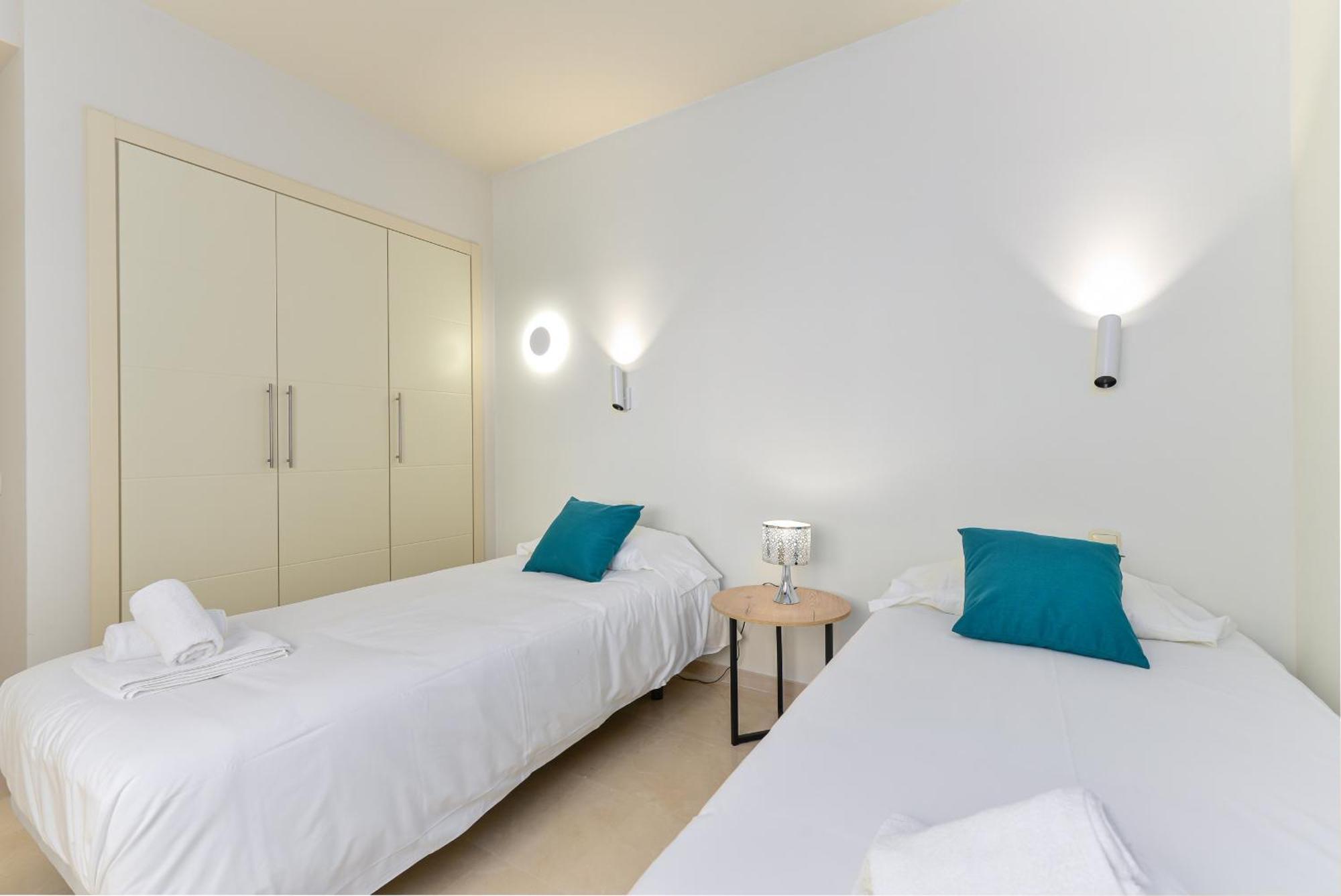 Alcazaba Lagoon 2425 Luxury Private Beach Estepona Exterior foto